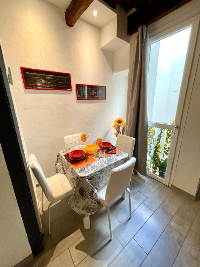 Apartamento Roberto's Apartment. Piazza Santa Croce. Florencia